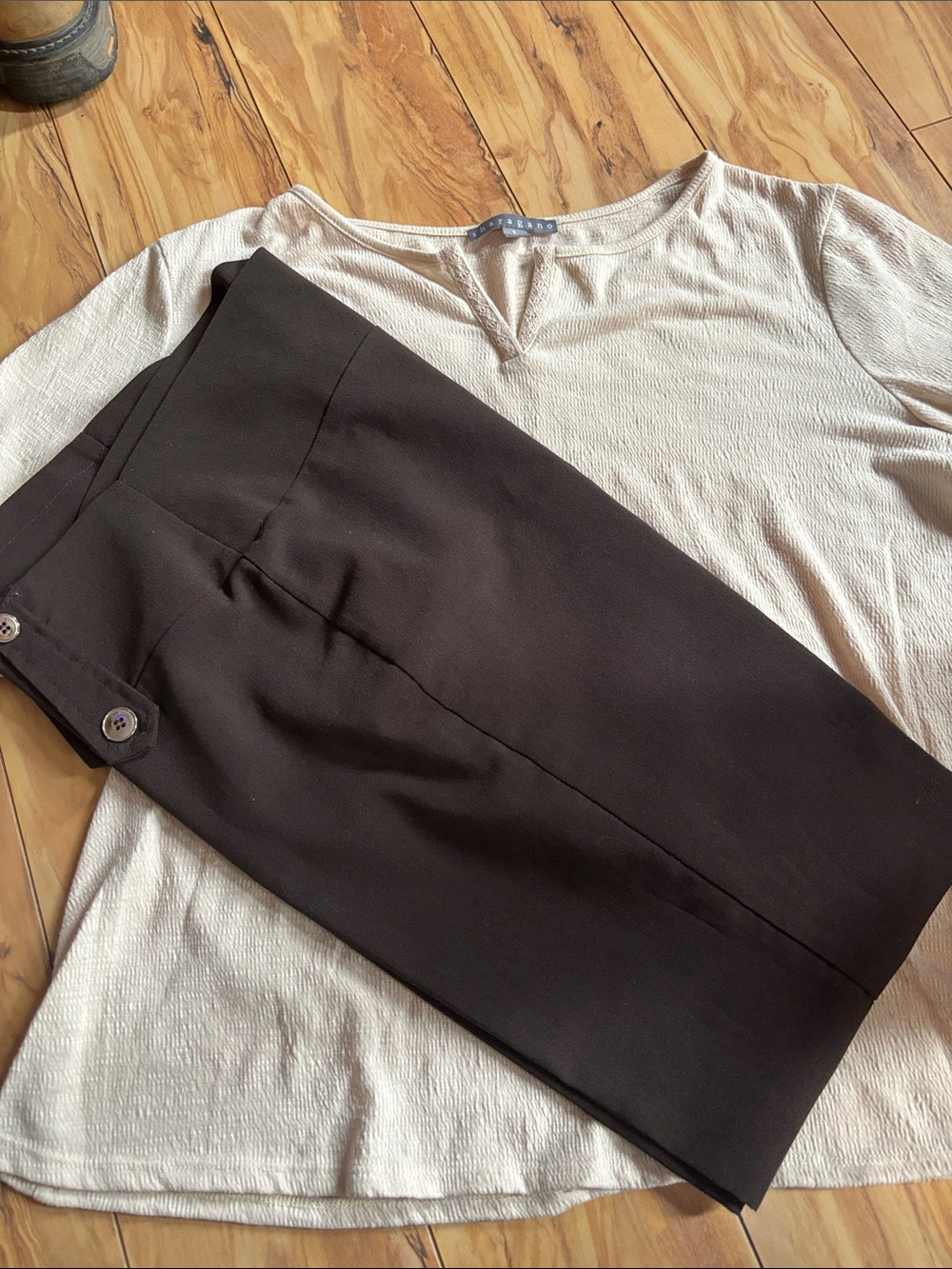 Women’s Outfit Pants and Blouse
